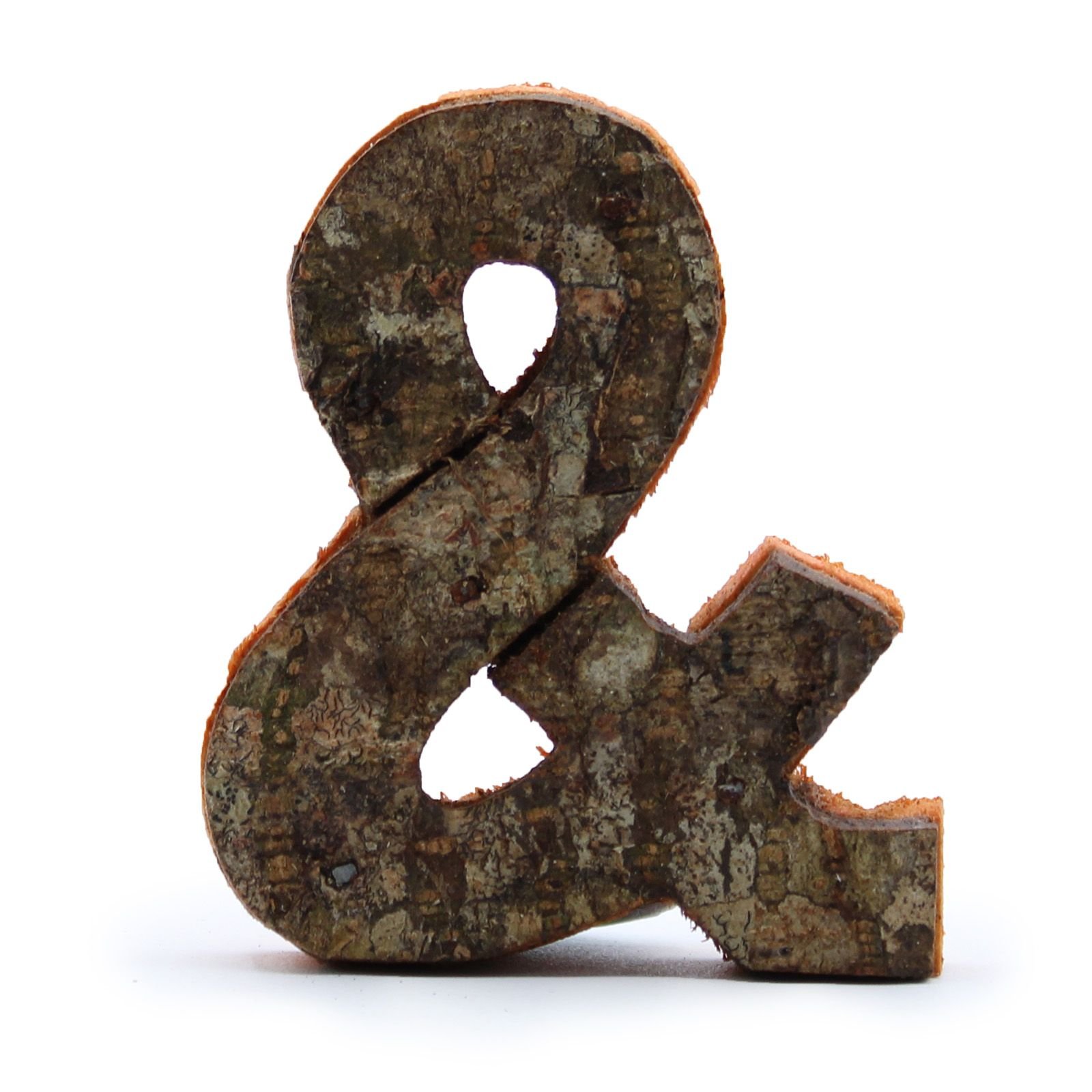 Kaimiško stiliaus medinė raidė „&“ – 7 cm žievės tekstūros akcentas