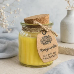 Sojų vaško žvakė indelyje „Honeysuckle“ – sausmedžio kvapo jaukumo ritualas