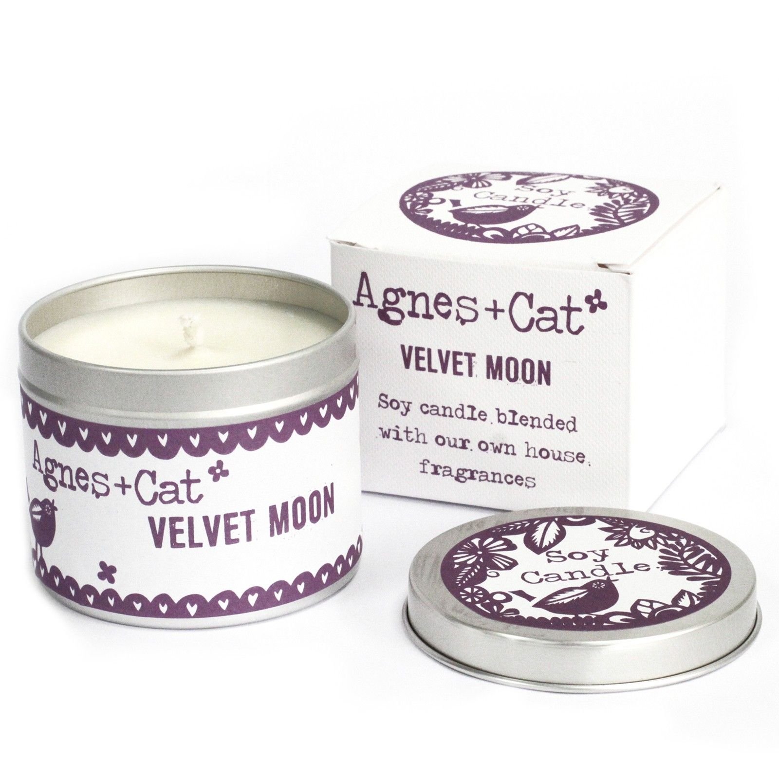 Sojų vaško žvakė „Velvet Moon“ skardinėje – mėnulio švelnumo vakaro ritualas