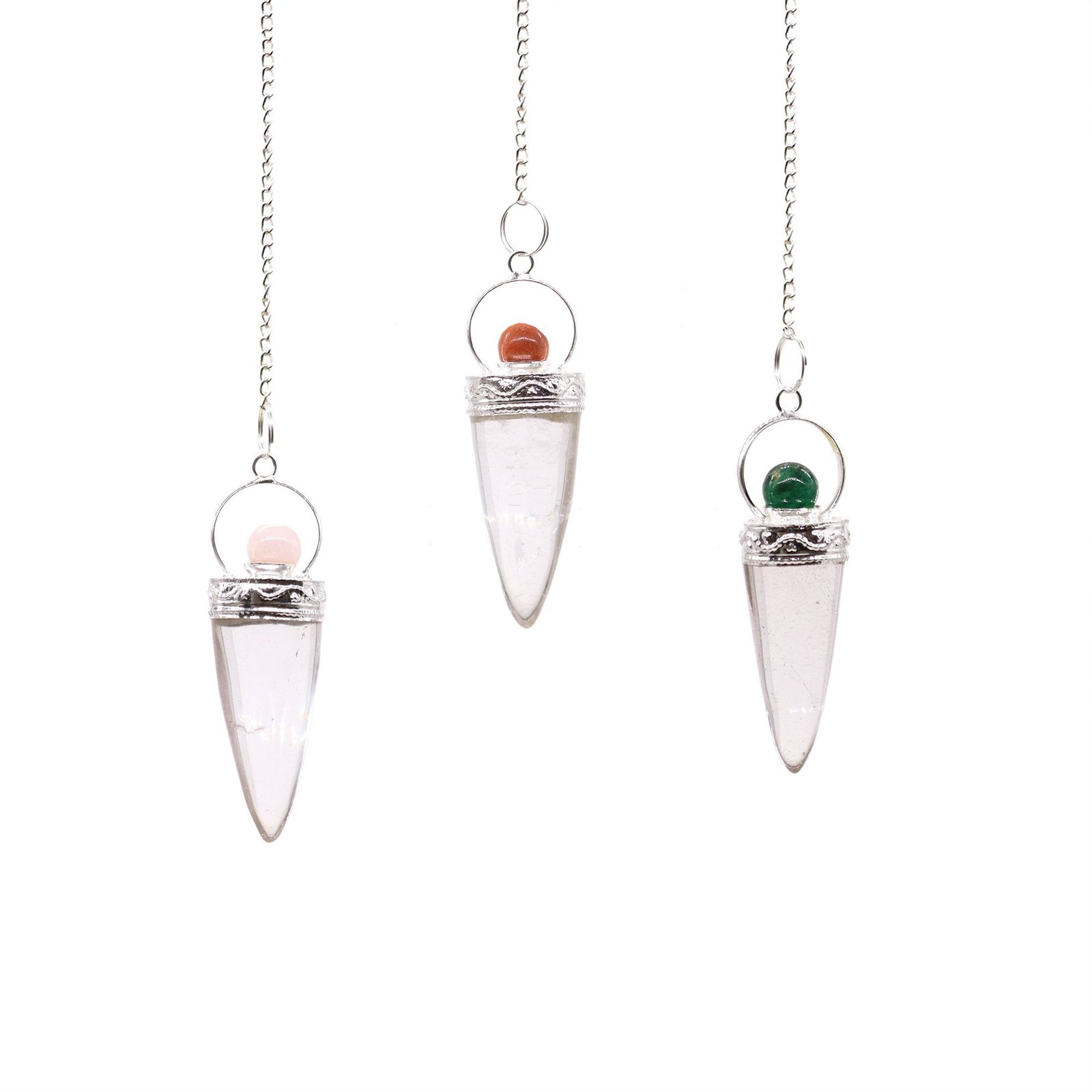 Švytuoklė „Rock Crystal Cone“ su sidabro spalvos žiedu – magiškas skaidrumo prisilietimas
