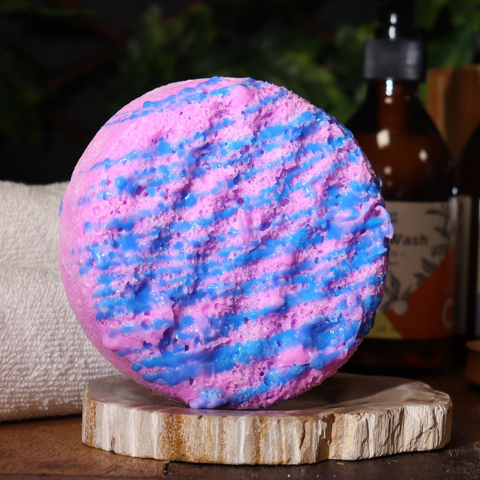 Butter Bubble muilo kempinėlė „Bubblegum“ – saldus vonios ritualo prisilietimas